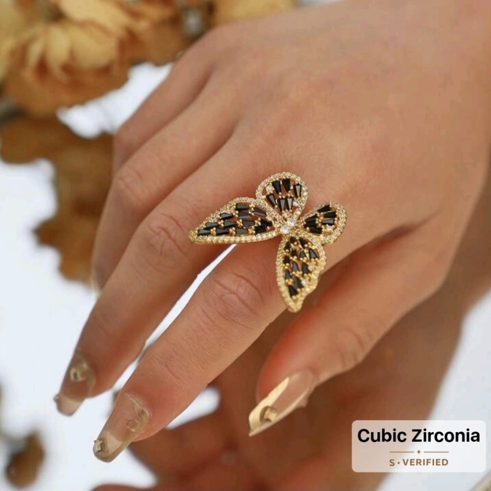🦋🦋NEW🦋🦋 BEAUTIFUL!! Gold Plated Over Copper CZ Adjustable Butterfly Ring - Picture 1 of 11